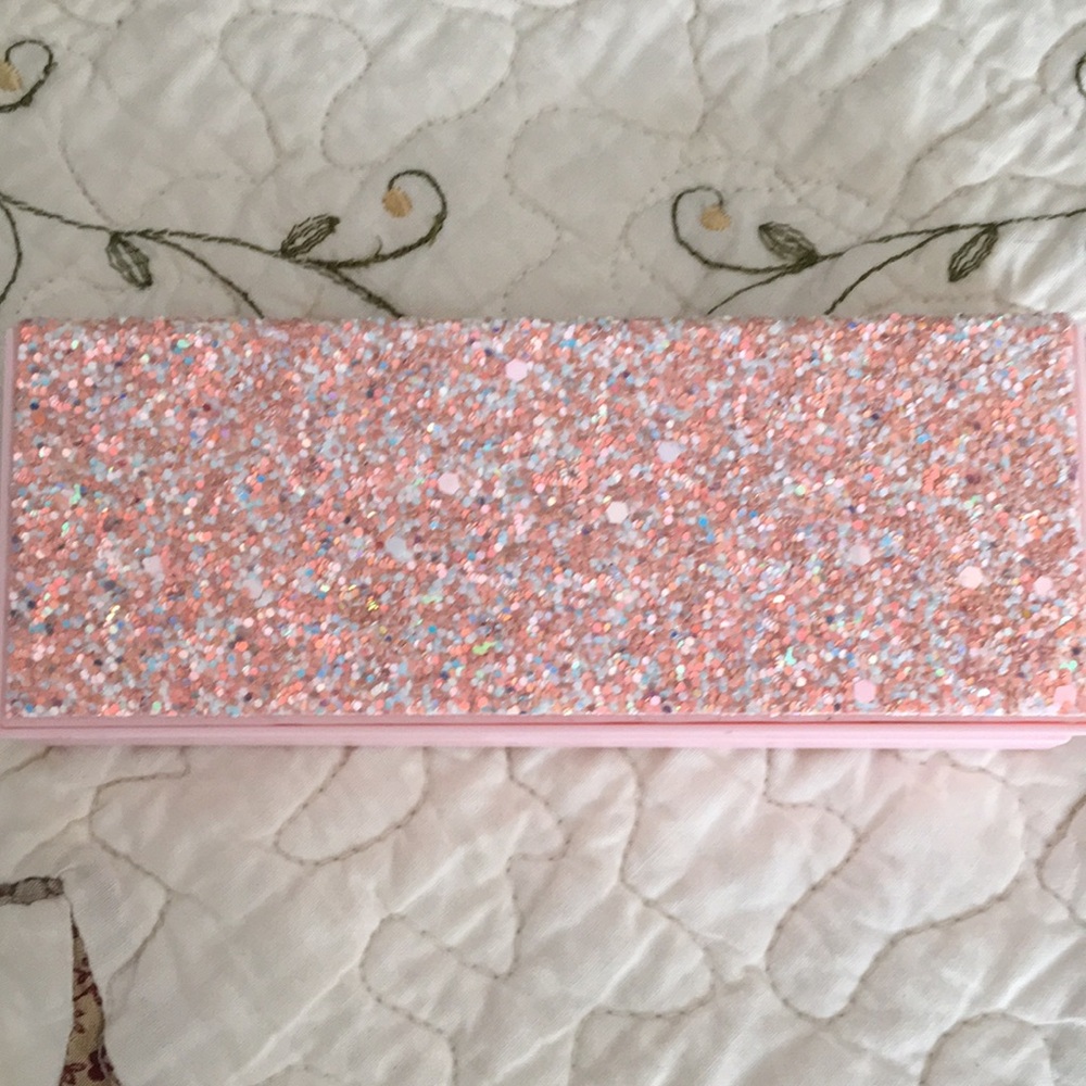Clinique Cheek Pop Palette - Picture 2 of 4